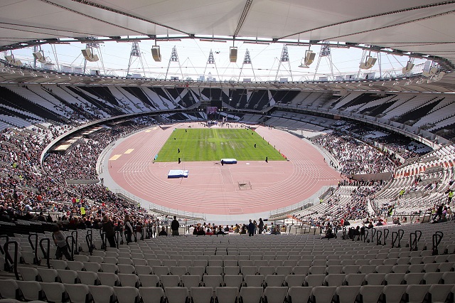 London_Olympic_Stadium_Interior_-_April_2012