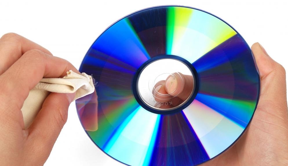 cd-cleaning