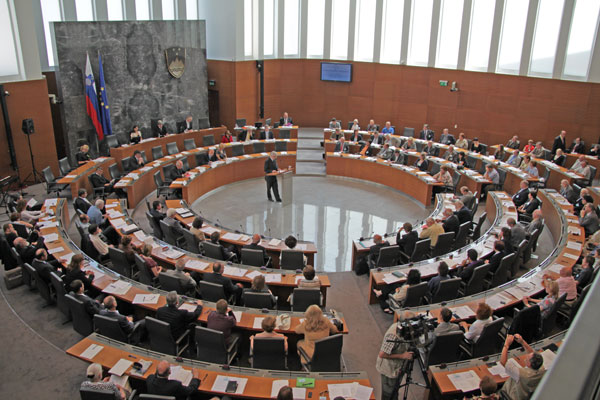 slovenijaparlament1