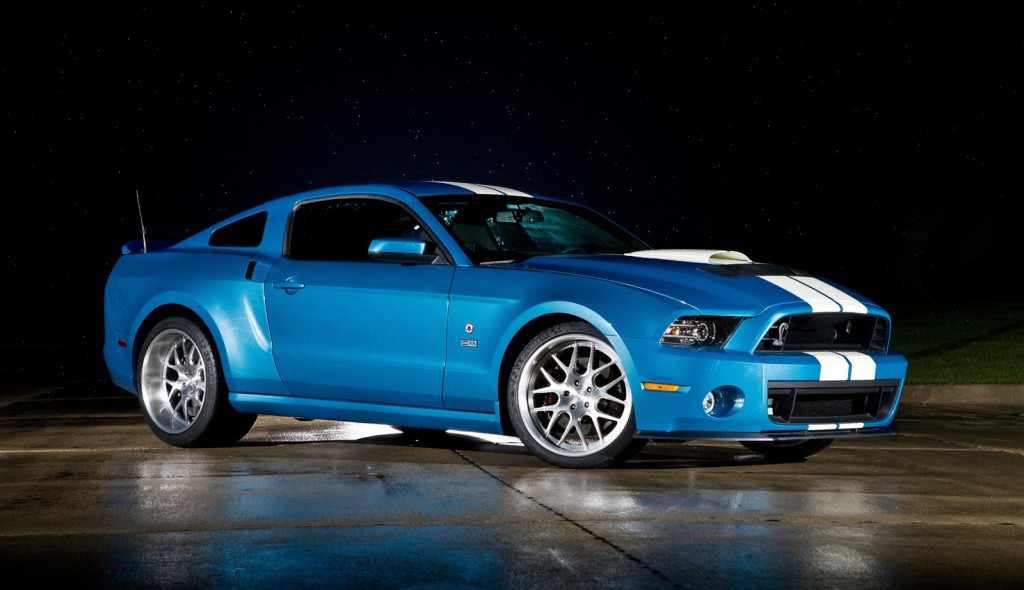 2014-Ford-Mustang-Shelby-GT500-Front-Side