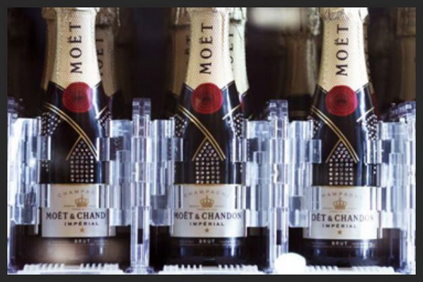 moet3