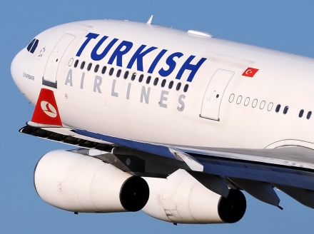 TC-JDK-Turkish-Airlines-Airbus-A340-300_PlanespottersNet_306416