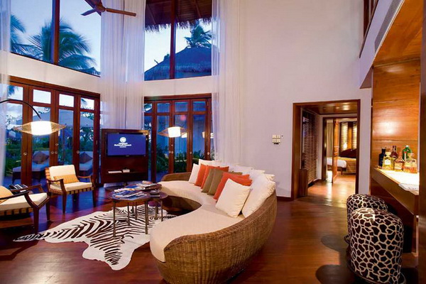 Feel The Luxury at Constance Halaveli Maldives Resort