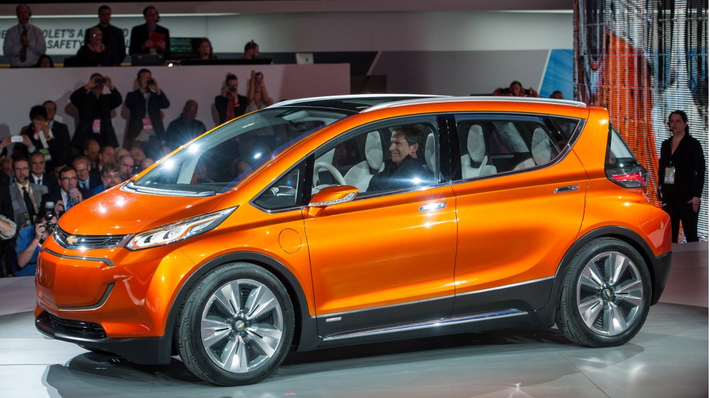 chevrolet-bolt-ev-concept-2015-detroit-auto-show_100496698_l