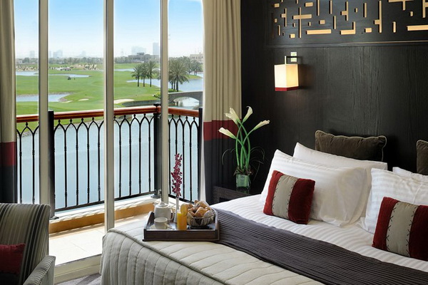 Enjoy world class golf in an exclusive setting at The Address Montgomerie Dubai