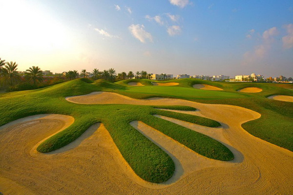 Enjoy world class golf in an exclusive setting at The Address Montgomerie Dubai