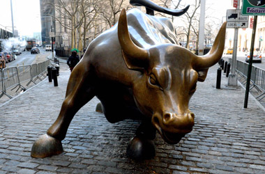 March 8, 2014 - New York, New York, USA - The Charging Bull (Wall Street Bull) near WallÂ Street in New York City, USA, 08 March 2014. Photo: FELIXÂ HOERHAGER (Credit Image: © Felix HÃ¶Rhager/DPA/ZUMAPRESS.com)