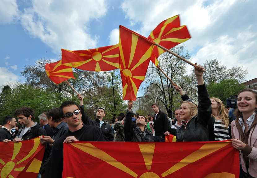Makedonija-zastava-protest
