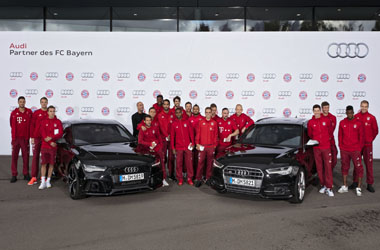 FC Bayern receives official cars in Neuburg