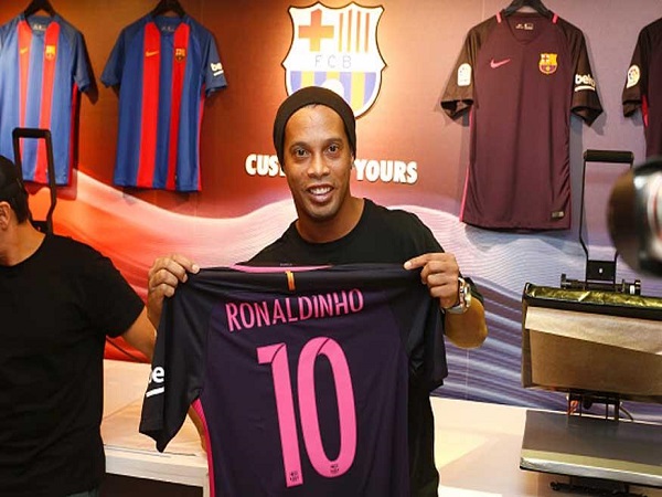 Ronaldinho_getty33