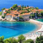 Црногорците очекуваат голем бран туристи од Македонија – особено оние без пасоши со „Северна“