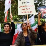 Дали смртта на иранскиот претседател ќе предизвика граѓанска војна? Младите сакаат промени во општеството