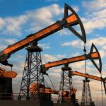 ОПЕК+ го продолжи намалувањето на производството на нафта до крајот на 2025 година