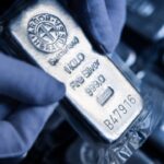 Среброто и платината ќе ја стигнат цената на златото