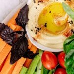 Најдобрите закуски за слабеење по 40 години, според нутриционист
